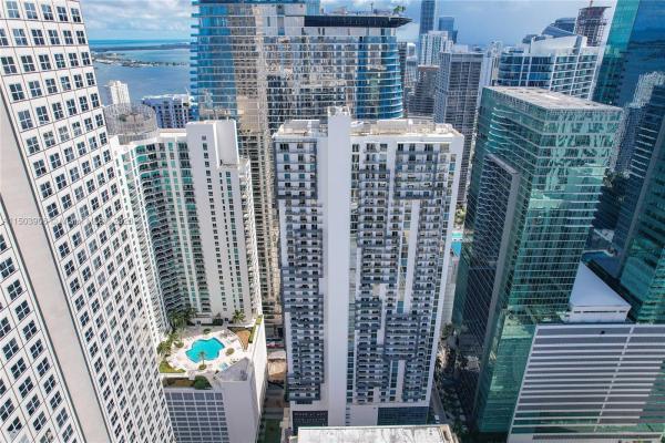 Muze At Met, 340 SE 3rd St #1609, Miami, Florida 33131, image 3