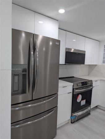 Admirals Port West, 2801 NE 183rd St #1709W, Aventura, Florida 33160, image 3