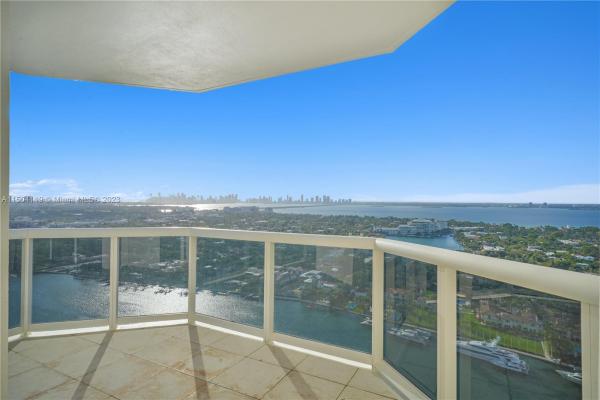 Blue Diamond, 4779 Collins Ave #3305, Miami Beach, Florida 33140, image 3