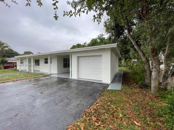Biscayne Gardens, 14510 NW 15th Dr, Golden Glades, Florida 33167, image 3