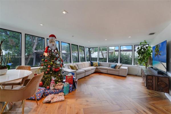 Sylvania Heights, 5740 SW 10th St, West Miami, Florida 33144, image 2
