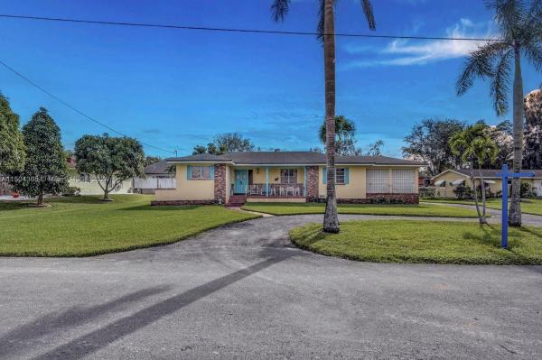 Everglades Land Sales, 6920 SW 58th Ct, Davie, Florida 33314, image 2