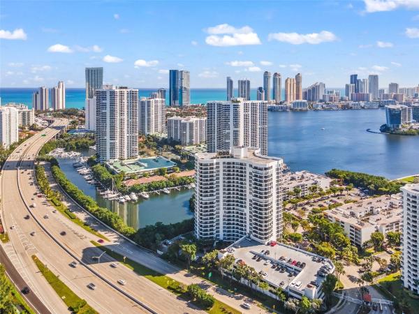 Mystic Pointe Tower 600, 3400 NE 192nd St #1506, Aventura, Florida 33180, image 3