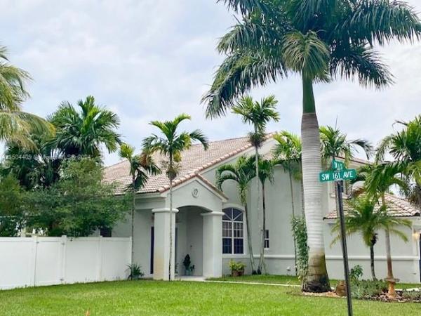 The Beaches At Pembroke Shores, 16110 SW 6th St, Pembroke Pines, Florida 33027, image 2
