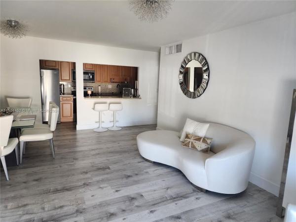 Doral Gardens, 4130 NW 79th Ave #2E, Doral, Florida 33166, image 2