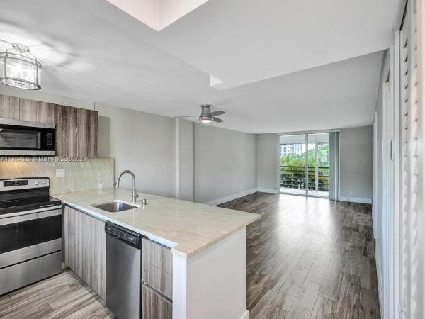 Danians South, 505 E Dania Beach Blvd #4-3E, Dania Beach, Florida 33004, image 1