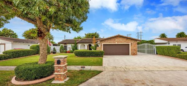 Winston Park, 7512 SW 135th Pl, Kendale Lakes, Florida 33183, image 1