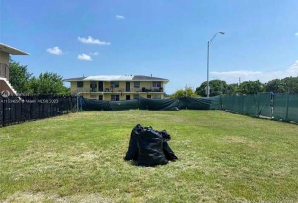 Woodmere, Miami, Florida 33150, image 1