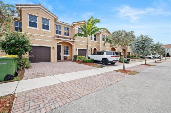 Palm Breeze, 2398 SE 15th St, Homestead, Florida 33035, image 3