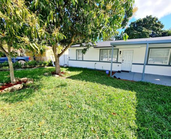 316 NW 100th Ter, Unincorporated Dade County, Florida 33150, image 3