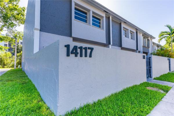 Lakes Village, 14117 SW 66th St #H4, Kendale Lakes, Florida 33183, image 1