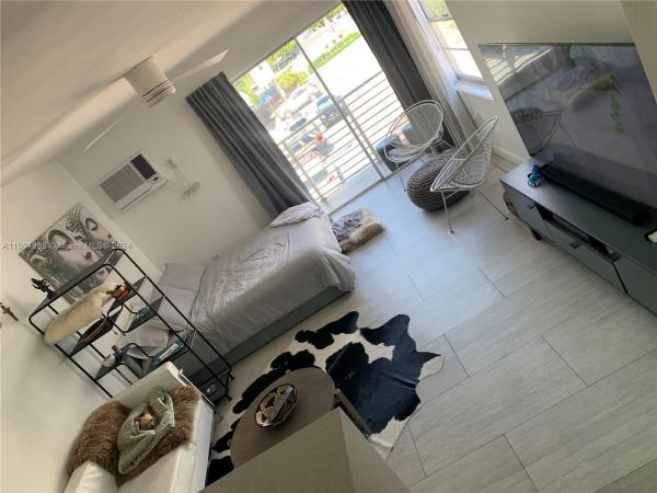 Sunshine Bay, 1441 Lincoln Rd #317, Miami Beach, Florida 33139, image 3