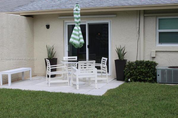 Cypress Lakes, 5416 Janice Ln, West Palm Beach, Florida 33417, image 2