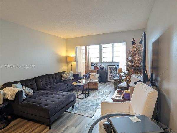 St Andrews Court, 1555 W 44th Pl #303, Hialeah, Florida 33012, image 1