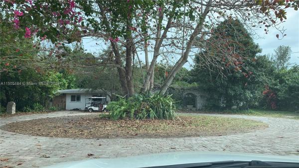 Sunkist Estates, 6121 SW 82nd Ave, Glenvar Heights, Florida 33143, image 1