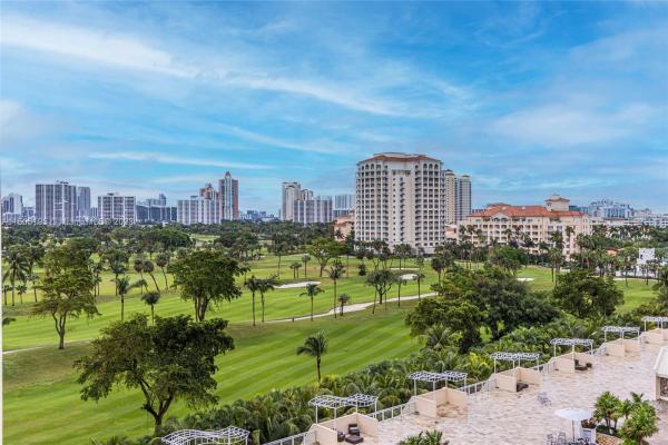 Coronado Tower 3, 20379 W Country Club Dr #939, Aventura, Florida 33180, image 2