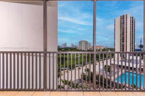 Coronado Tower 3, 20379 W Country Club Dr #939, Aventura, Florida 33180, image 3