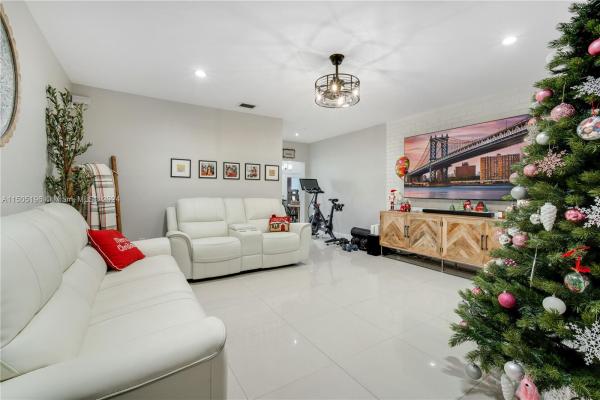 Lake Martha, 7120 Laurel Ln #7120, Miami Lakes, Florida 33014, image 1
