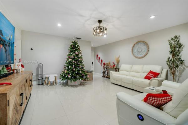 Lake Martha, 7120 Laurel Ln #7120, Miami Lakes, Florida 33014, image 3