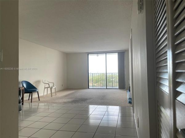 Oceanfront Plaza, 2625 Collins Ave #1109, Miami Beach, Florida 33140, image 2