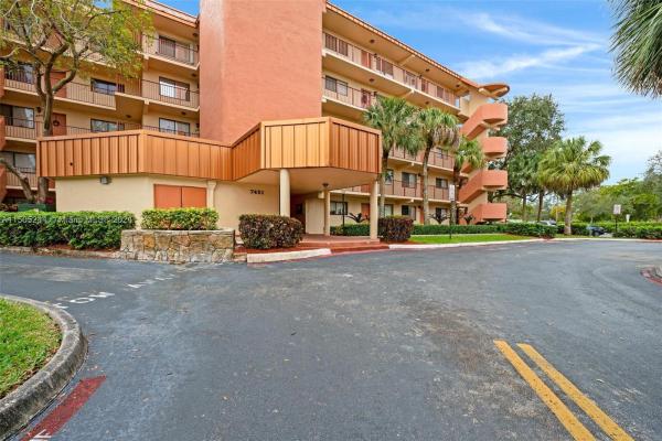 Plantation Forest, 7451 NW 16th St #205, Plantation, Florida 33313, image 1