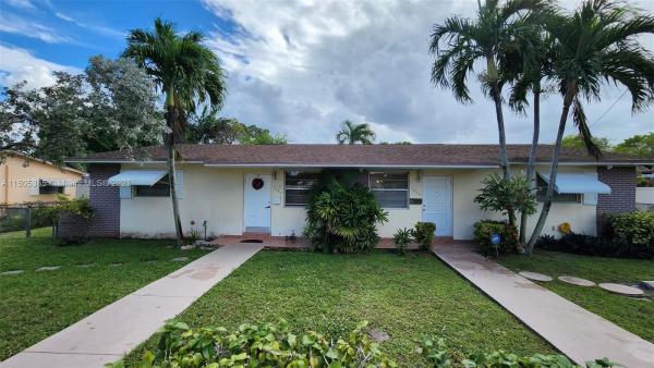 Wawrzyniak Acres North, 1020 NE 111th St, Biscayne Park, Florida 33161, image 1