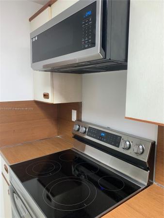Villa Regina, 1581 Brickell Ave #208, Miami, Florida 33129, image 2