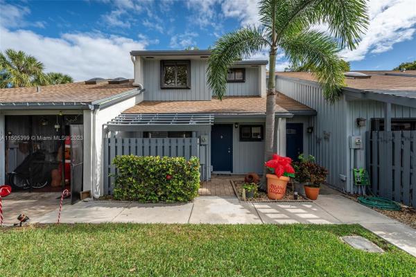 The Townhomes Of Sherbrooke, 1551 N 14th Ter, Hollywood, Florida 33020, image 3
