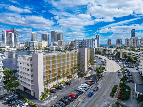 Park Layne Towers, 400 Golden Isles Dr #47, Hallandale Beach, Florida 33009, image 1