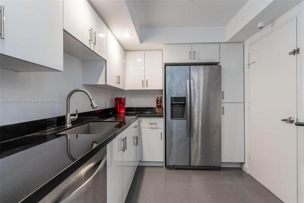 Sian Ocean Residences, 4001 S Ocean Dr #8F, Hollywood, Florida 33019, image 1