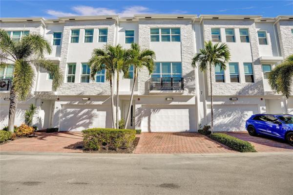 The Pointe At Middle River, 2900 NE 12th Ter #29, Oakland Park, Florida 33334, image 1