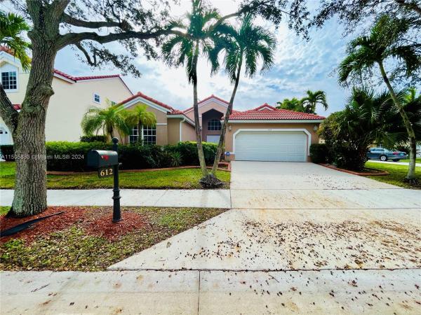 Cambridge Lake, 612 Cambridge Ter, Weston, Florida 33326, image 1