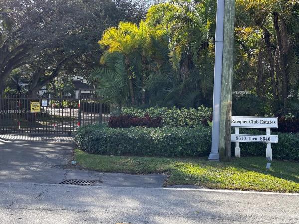 Cherry Grove Club Estates, 8636 SW 94th St, Kendall, Florida 33156, image 3