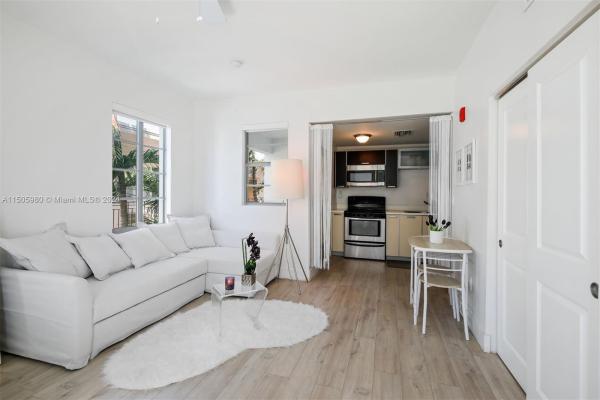 Eleven, 621 11th St #202, Miami Beach, Florida 33139, image 3