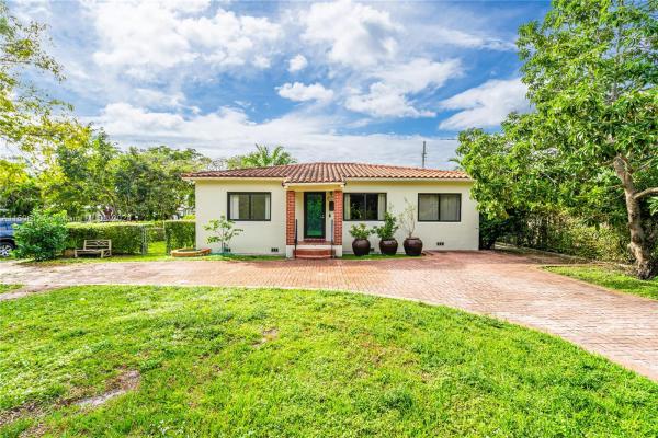Schenley Park, 3040 SW 57th Ave, Coral Terrace, Florida 33155, image 1