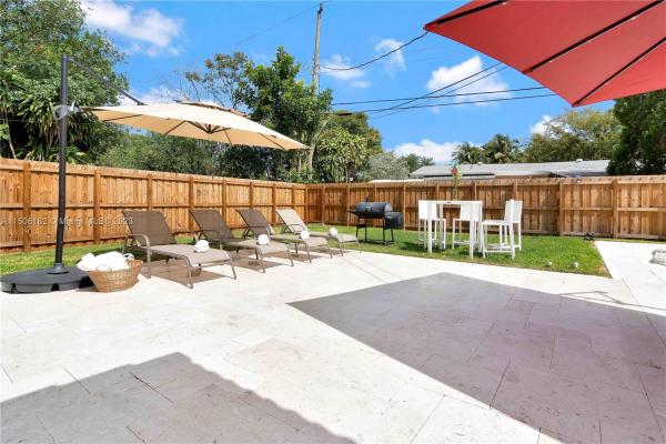 Lawn Acres, 5727 Madison St, Hollywood, Florida 33023, image 2