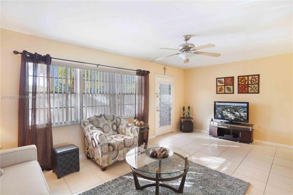 Bermuda Village, 1901 Bermuda Cir #G2, Coconut Creek, Florida 33066, image 1