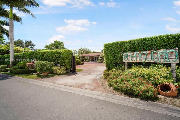 Bird Road Farmsites, 12600 SW 45th St, Kendale Lakes, Florida 33175, image 1
