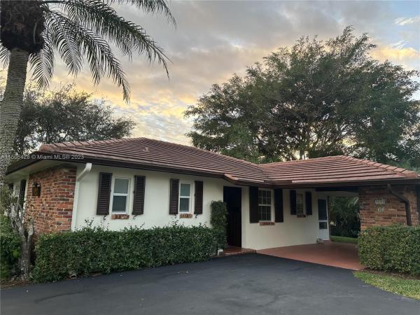 Thunderbird Villas, 9093 W Thunderbird Dr, Coral Springs, Florida 33065, image 1