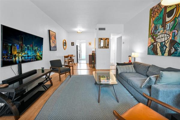 Sherita, 1840 James Ave #13, Miami Beach, Florida 33139, image 3