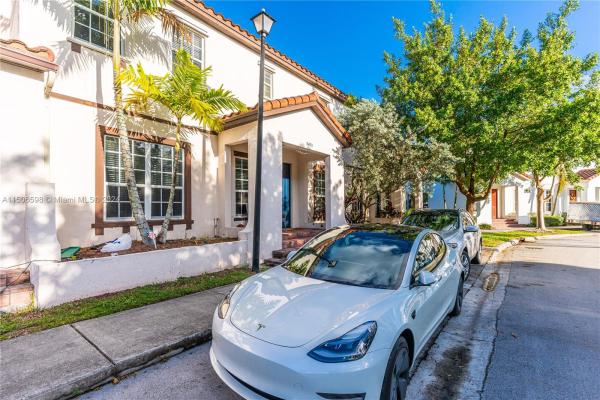 Kendall Commons Townhomes, 9491 SW 171st Pl, Kendall, Florida 33196, image 1