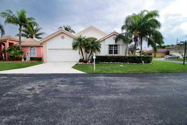 East Lake, 725 SE 28th Ln, Homestead, Florida 33033, image 1