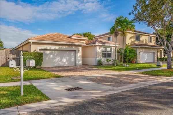 Rauls Place At Oasis, 649 SE 31st Ave, Homestead, Florida 33033, image 3