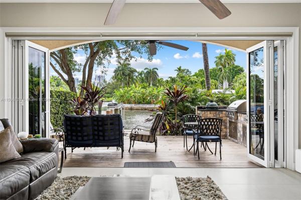 Casa Las Olas, 87 Hendricks Isle, Fort Lauderdale, Florida 33301, image 1