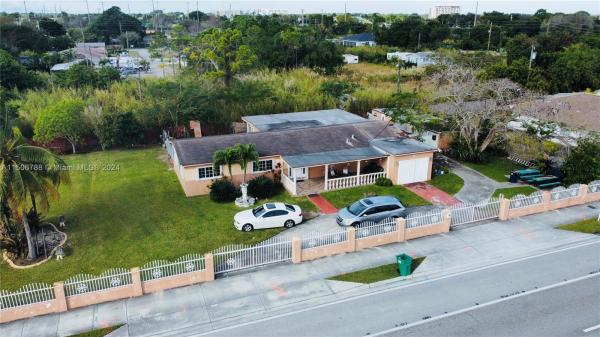 Lincoln City, 21900 SW 112th Ave, Goulds, Florida 33170, image 1