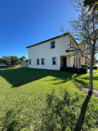 The Shores At Isles Of Bayshore, 9011 SW 227th St #9, Cutler Bay, Florida 33190, image 3