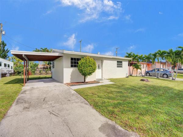 Palm Springs North Residential, 8001 NW 170th St, Palm Springs North, Florida 33015, image 3