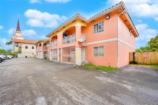 Villas Las Palmas, 601 E 1st Ave #201, Hialeah, Florida 33010, image 1