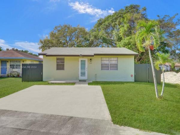 Town Of Modelo, 229 NW 7th Ave, Dania Beach, Florida 33004, image 1