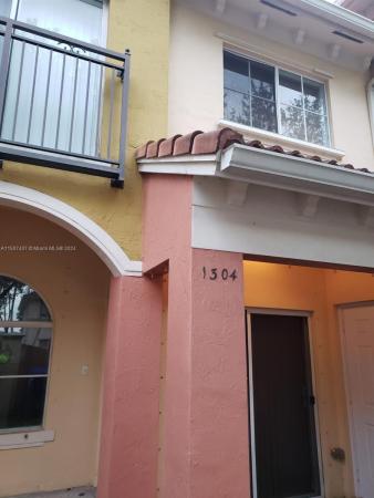Santa Catalina Townhomes, 1304 N Santa Catalina Cir #1304, North Lauderdale, Florida 33068, image 1